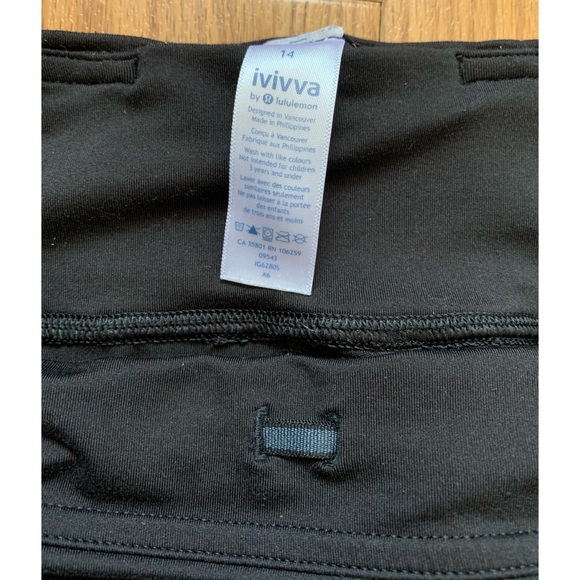 SOLD Ivivva Everlux Rhythmic Leggings Cropped Black Size 14 - Picture 5 of 7